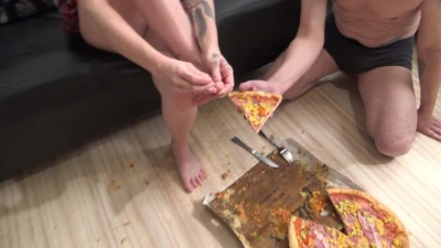 Young Mistress - Pizza Pedicure Feeding