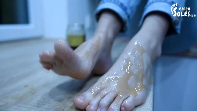 Bare Feet in Honey, a Foot Fetish Yummy POV! (pov Foot Worship, Foot Licking, Bare Feet, Sexy Soles)