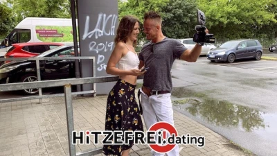 HITZEFREI.dating TEEN Alessandra Amore Fucked at the Riverside PUBLIC