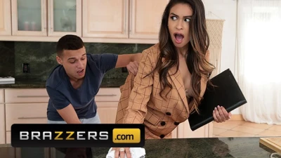 Brazzers - Busty Latina Realtor Katana Kombat Takes a Break to Suck & Fuck a Big Cock